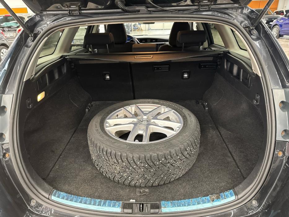 TOYOTA Auris 2018