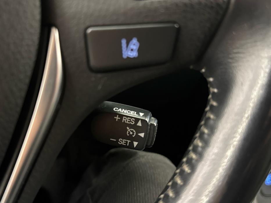 TOYOTA Auris 2018