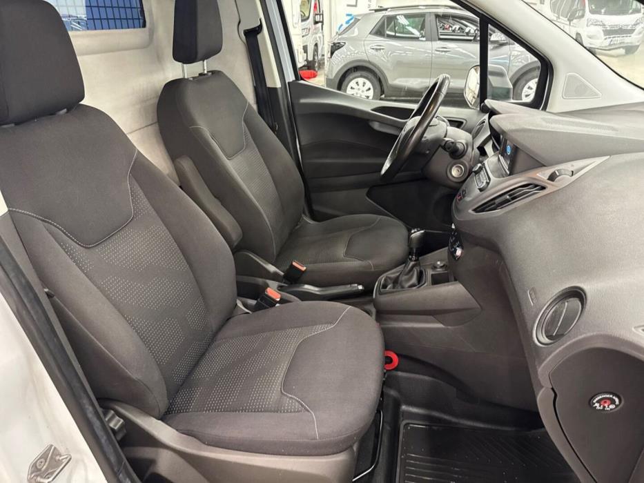 FORD Transit Courier 2019