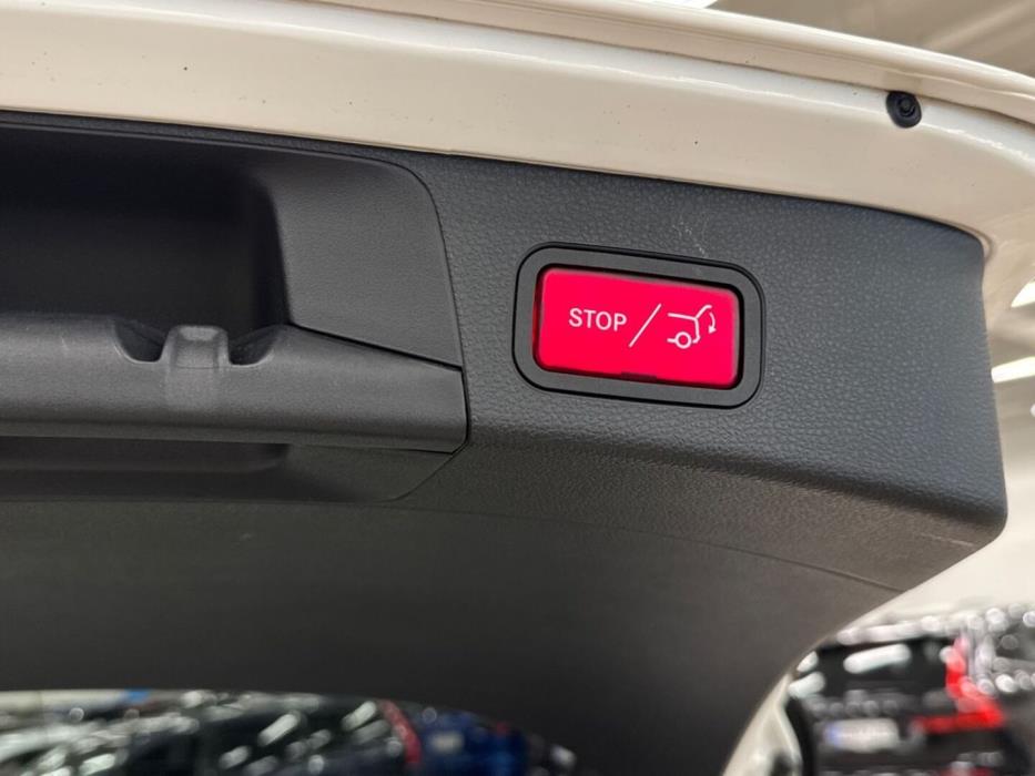 MERCEDES-BENZ C 2016