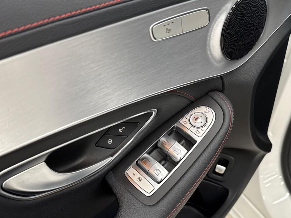 MERCEDES-BENZ C 2016