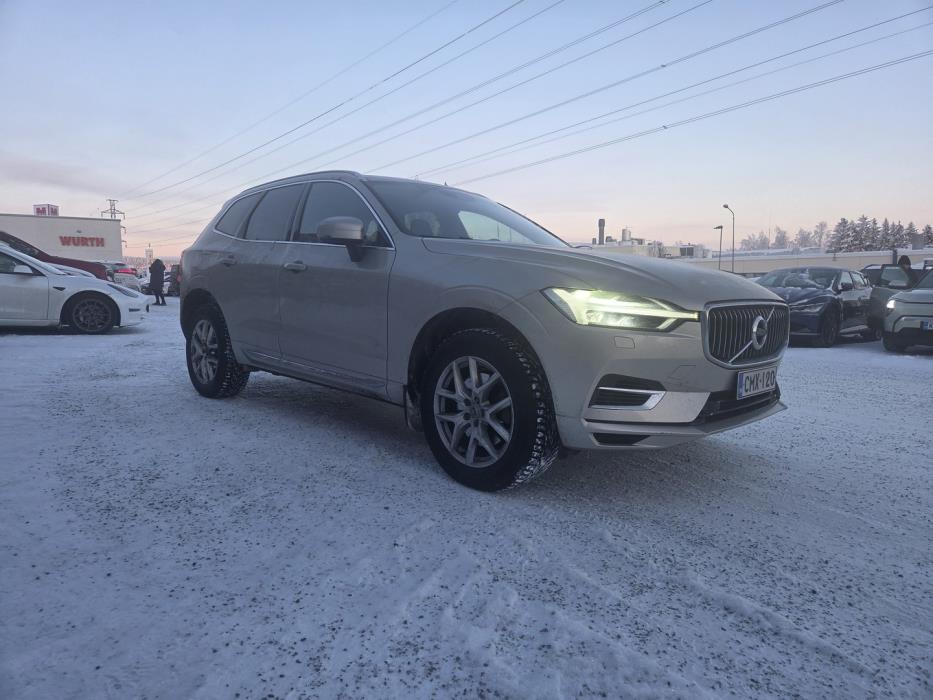VOLVO XC60 2019