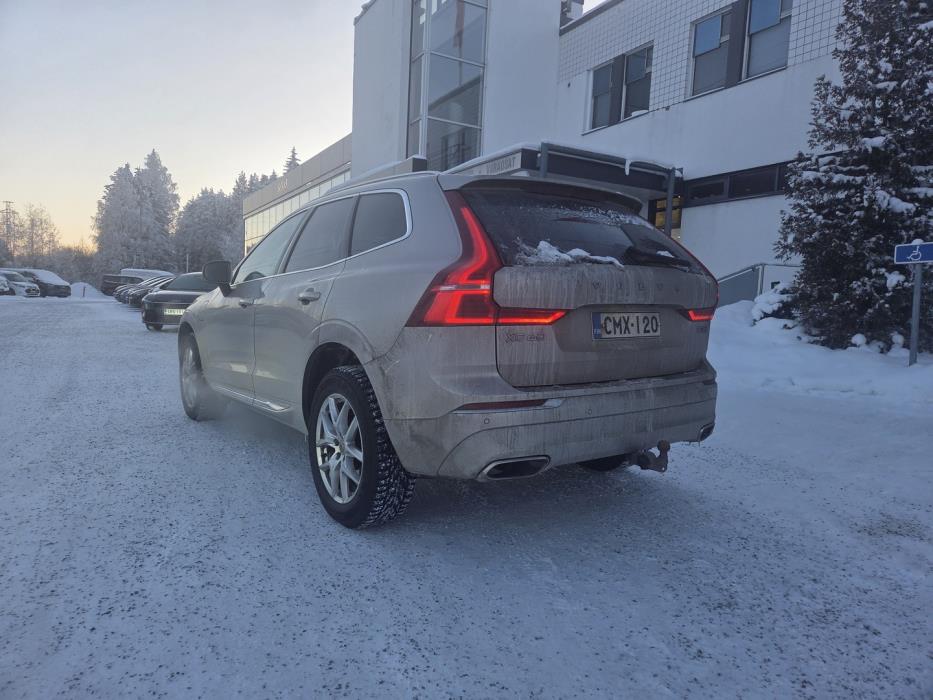 VOLVO XC60 2019