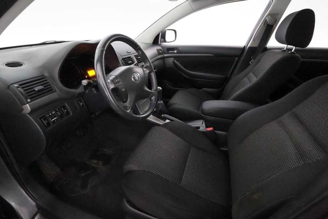 TOYOTA Avensis 2007