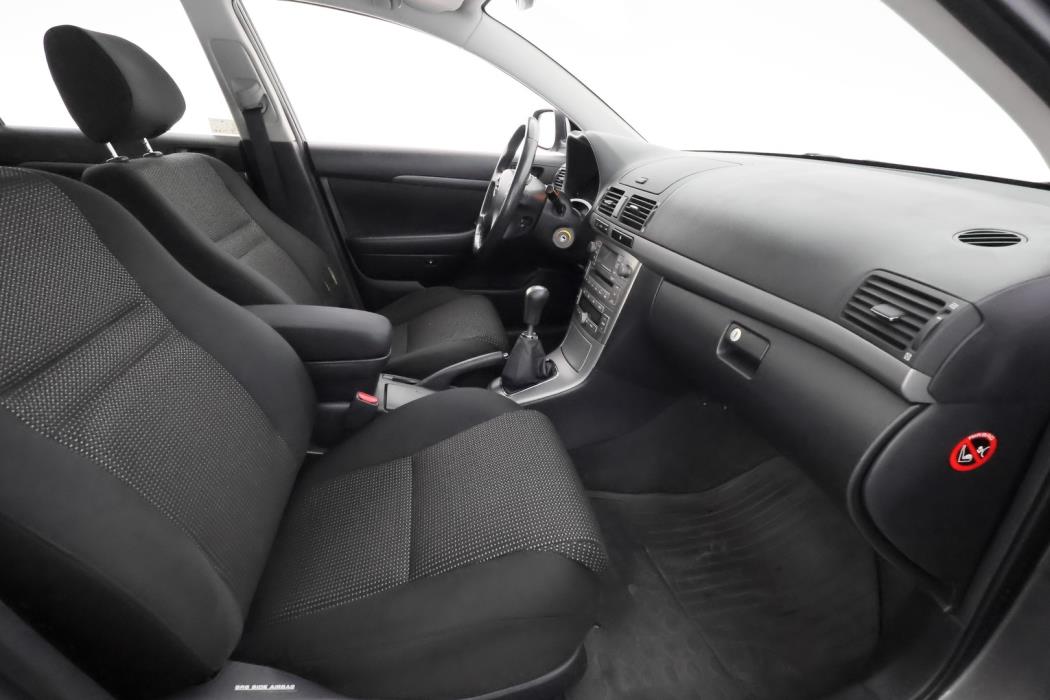 TOYOTA Avensis 2007
