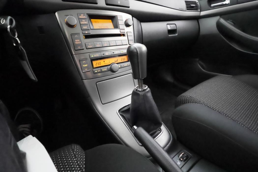 TOYOTA Avensis 2007