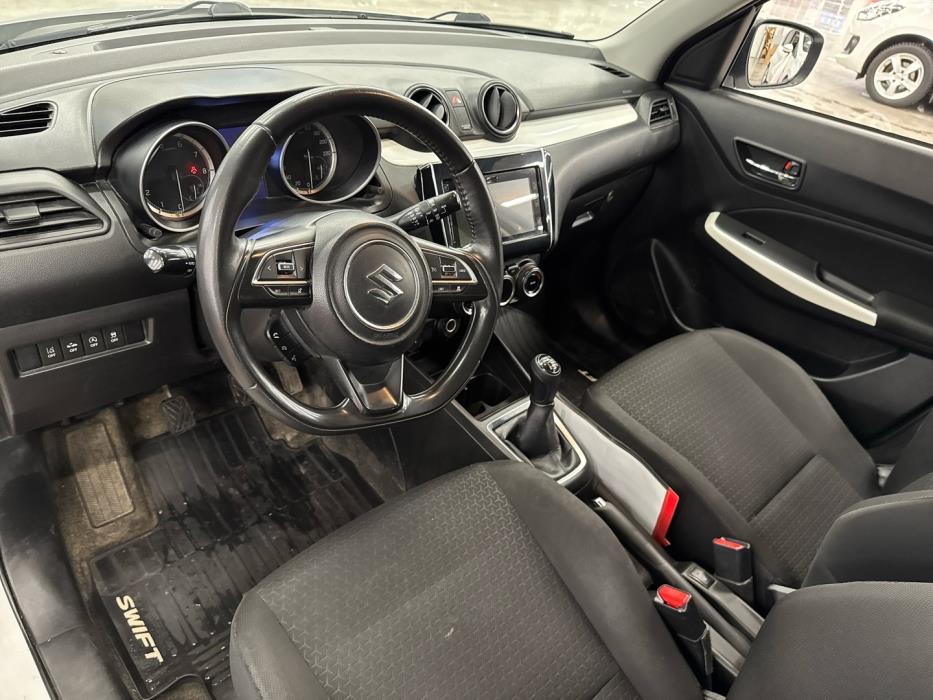 SUZUKI Swift 2019
