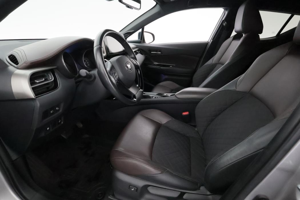 TOYOTA C-HR 2019