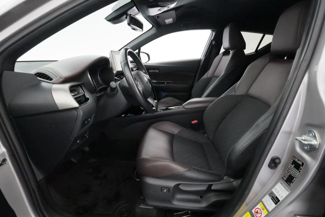 TOYOTA C-HR 2019