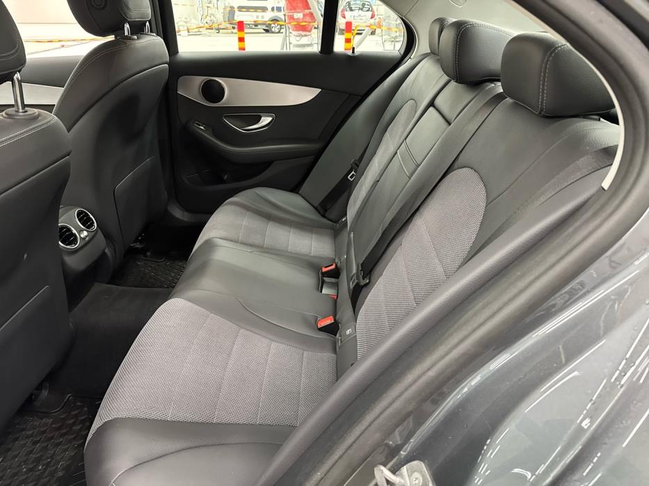 MERCEDES-BENZ C 2019