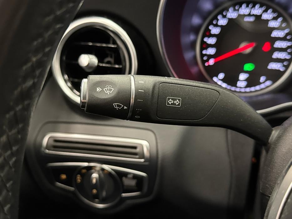 MERCEDES-BENZ C 2019