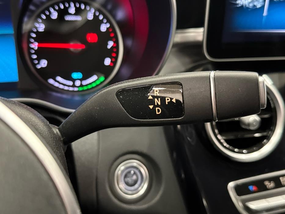 MERCEDES-BENZ C 2019