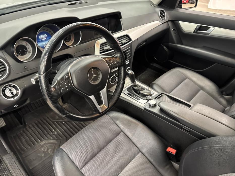 MERCEDES-BENZ C 2014