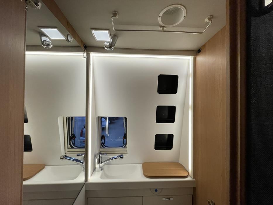 WEINSBERG Carabus 600 ME 2020