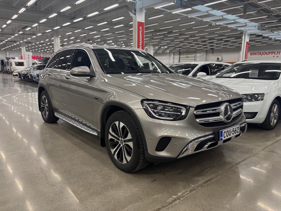 MERCEDES-BENZ GLC 2020