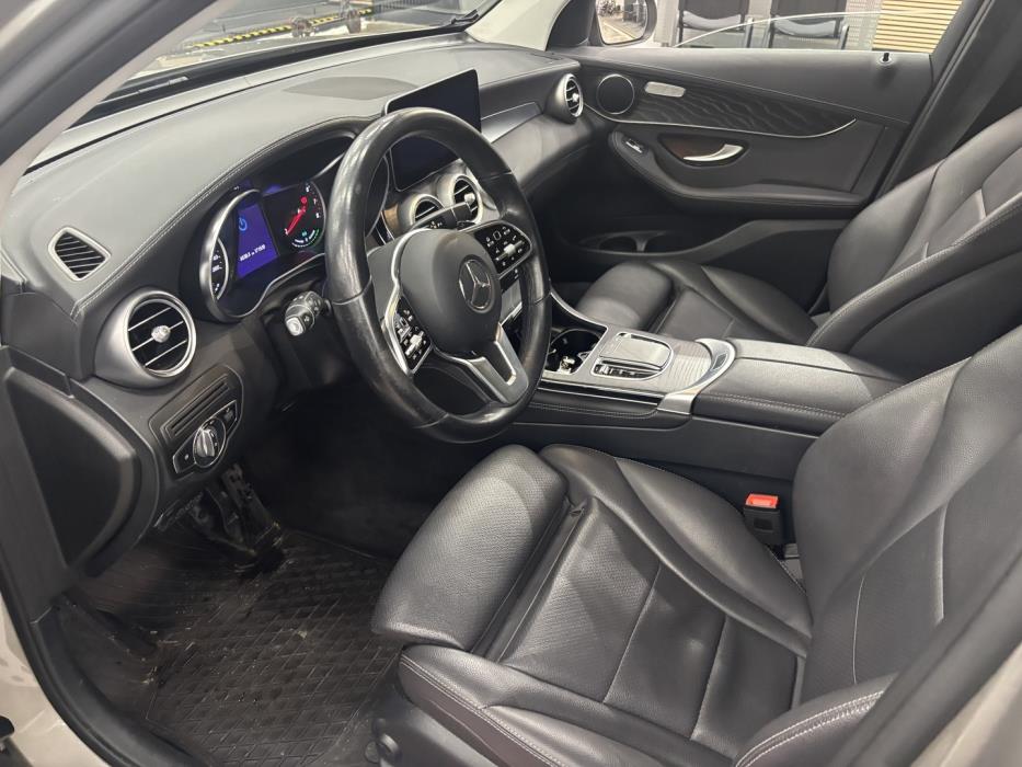 MERCEDES-BENZ GLC 2020