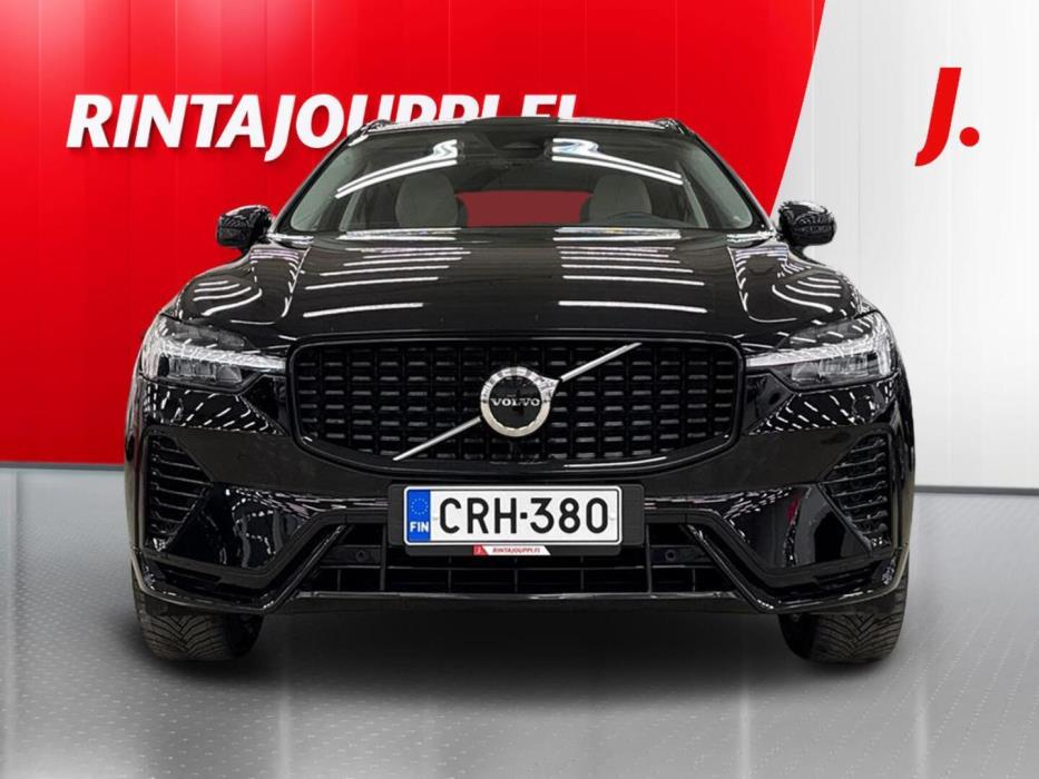VOLVO XC60 2023