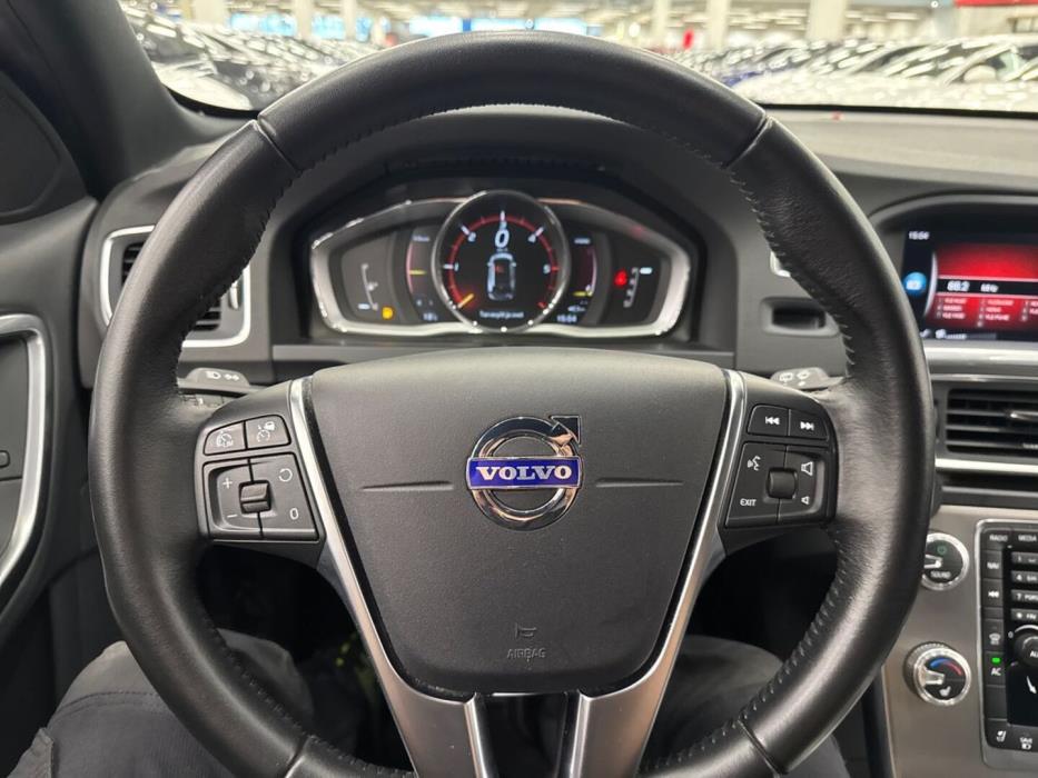 VOLVO V60 2018