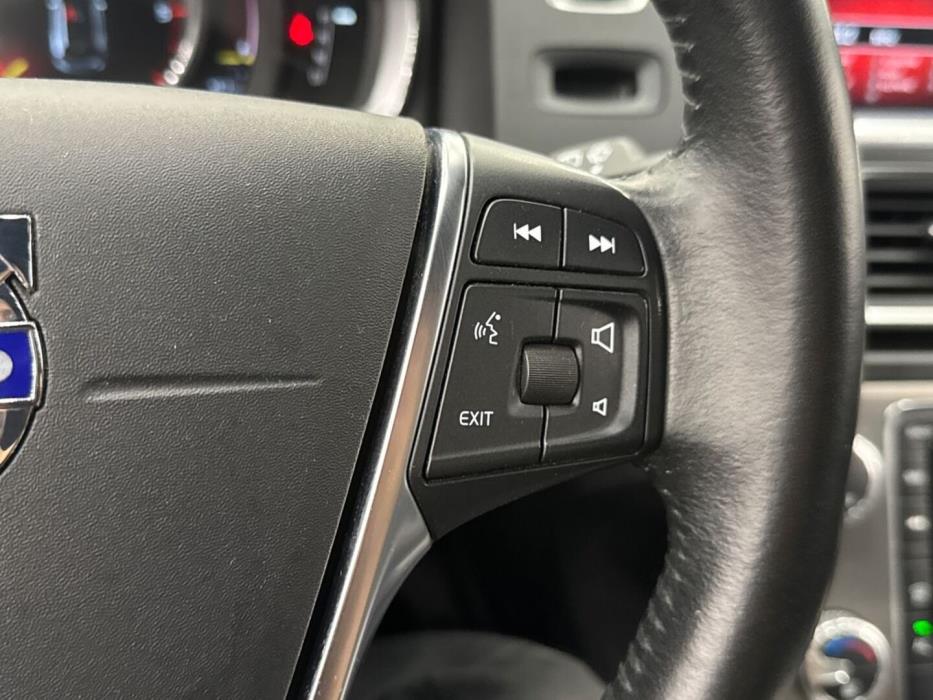 VOLVO V60 2018
