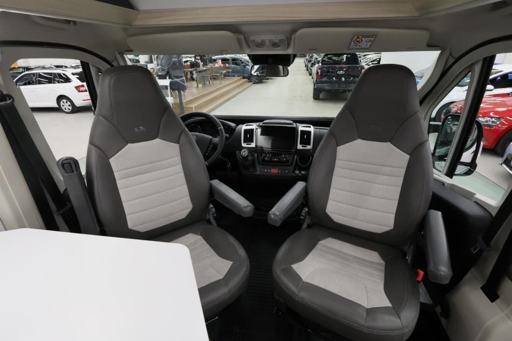 ADRIA TWIN AXESS 640 SL 2024