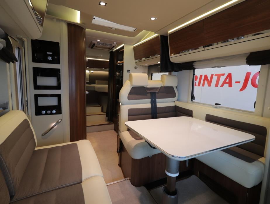 ADRIA Matrix Supreme M 687 SL 2016
