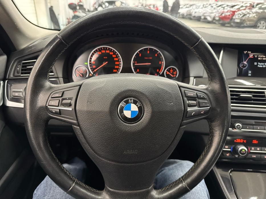 BMW 520 2015