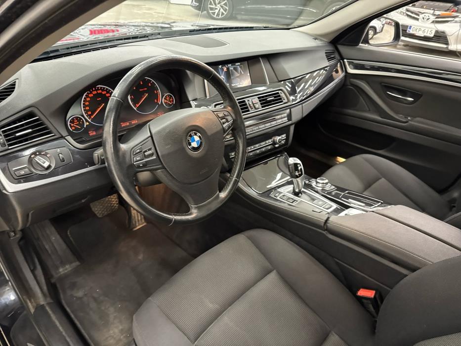 BMW 520 2015