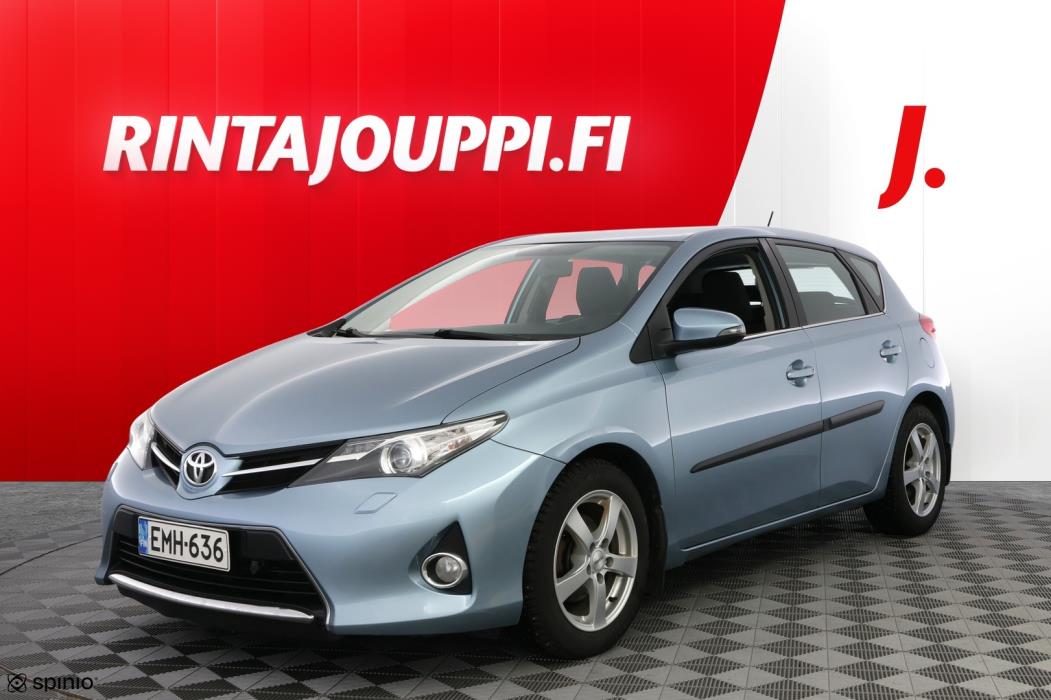 TOYOTA Auris 2013