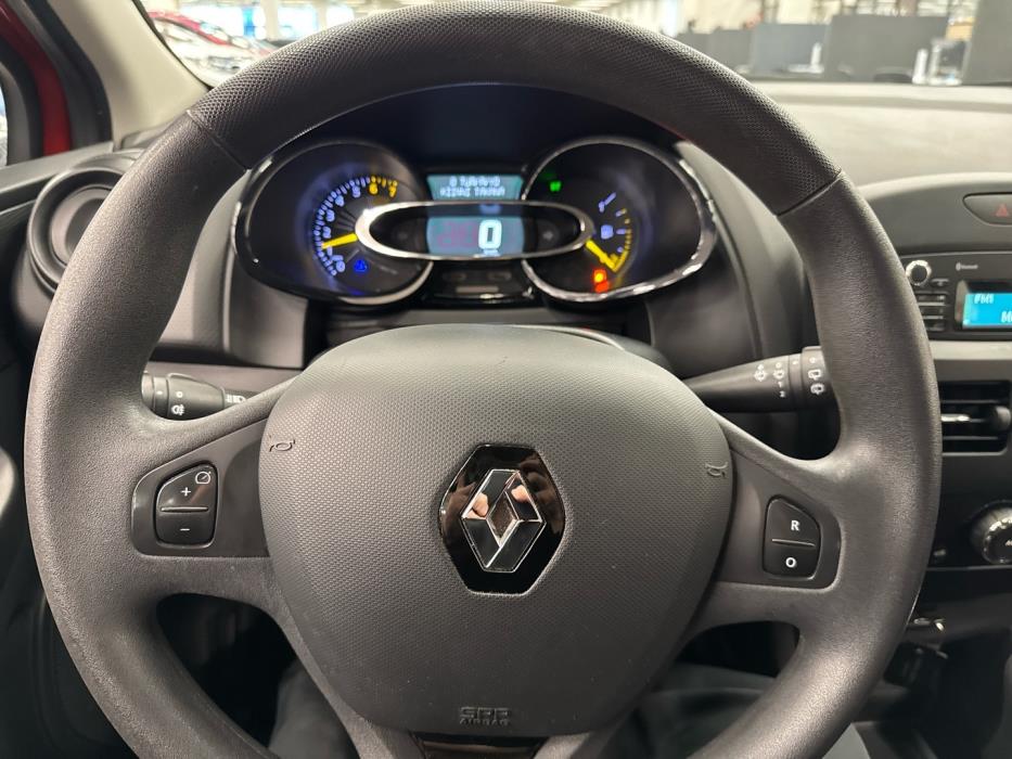 RENAULT Clio 2014