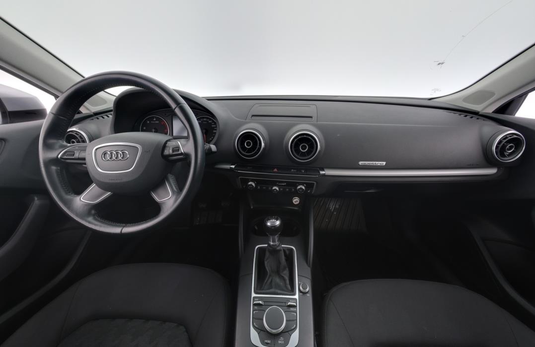 AUDI A3 2015