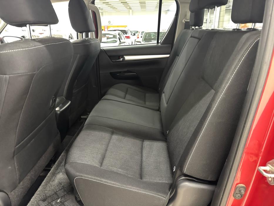 TOYOTA Hilux 2017