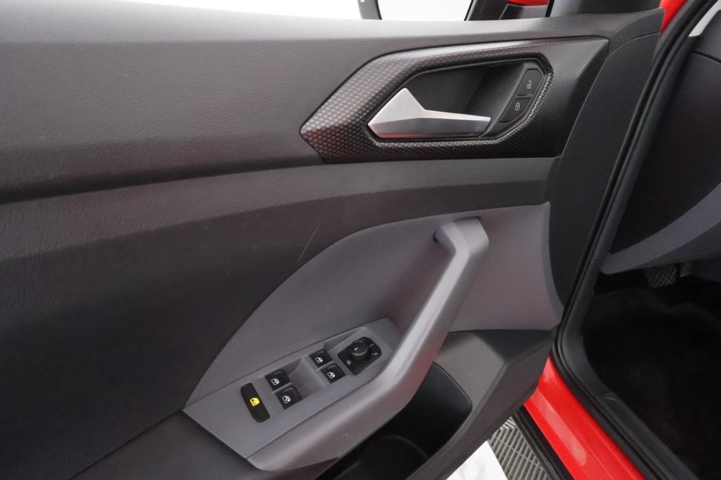 VOLKSWAGEN T-Cross 2019