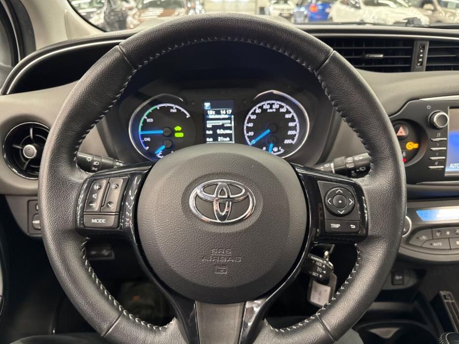 TOYOTA Yaris 2020