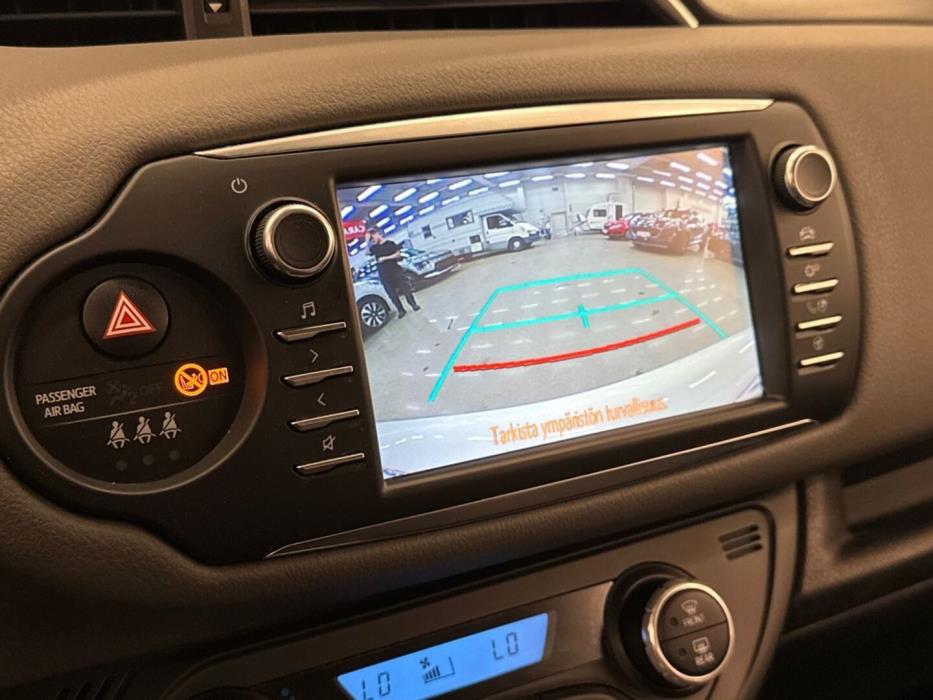 TOYOTA Yaris 2020