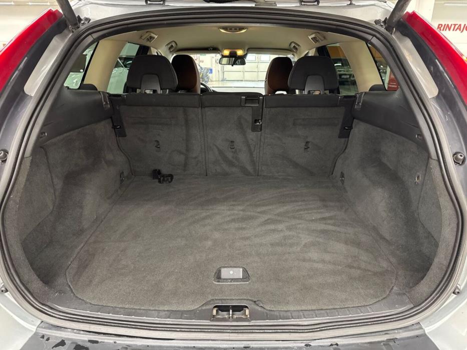 VOLVO XC60 2011