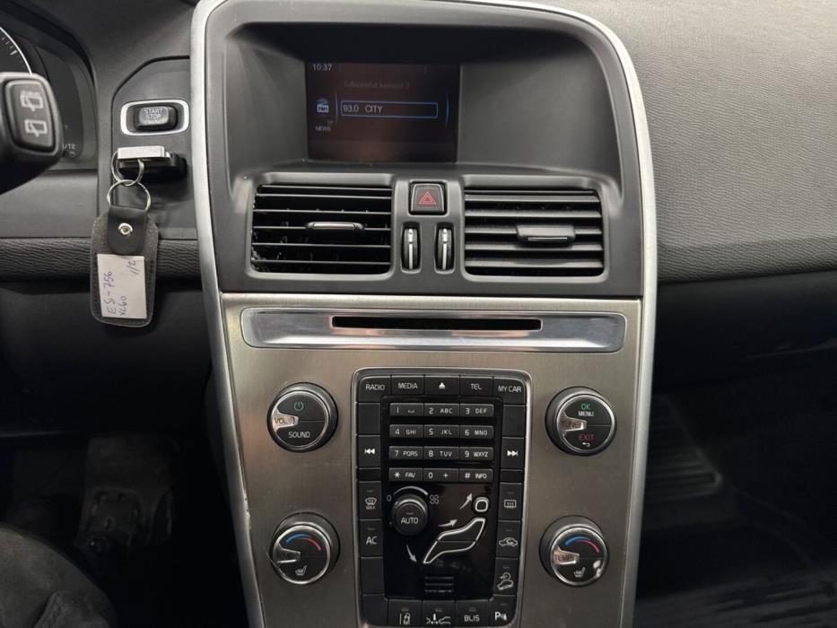 VOLVO XC60 2011