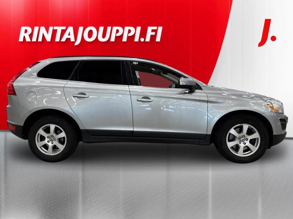 VOLVO XC60 2011