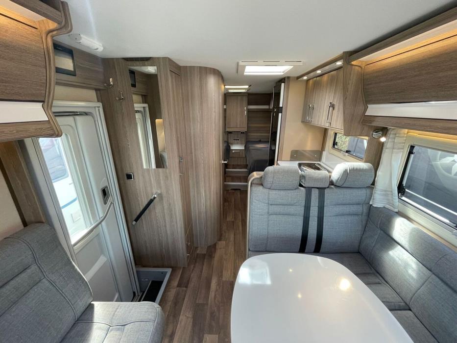 KABE Travel Master 740 LB 2021