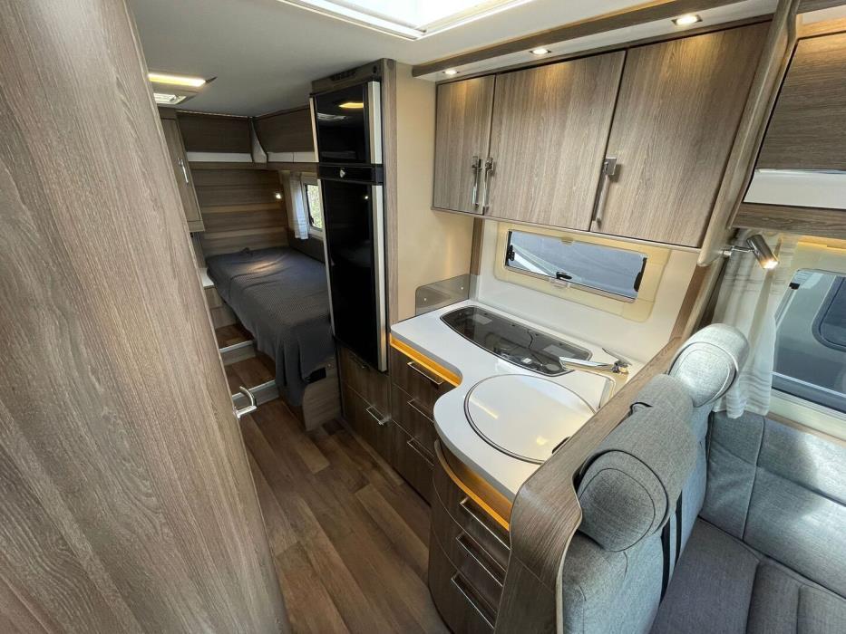 KABE Travel Master 740 LB 2021