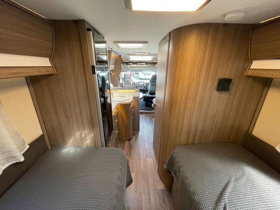 KABE Travel Master 740 LB 2021