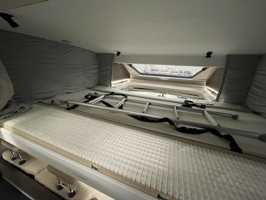 ADRIA Matrix Supreme 670 SL 2021