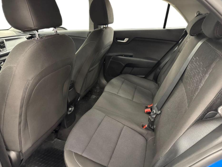 KIA Rio 2021