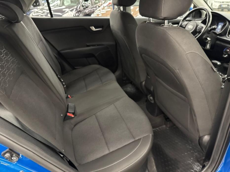 KIA Rio 2021