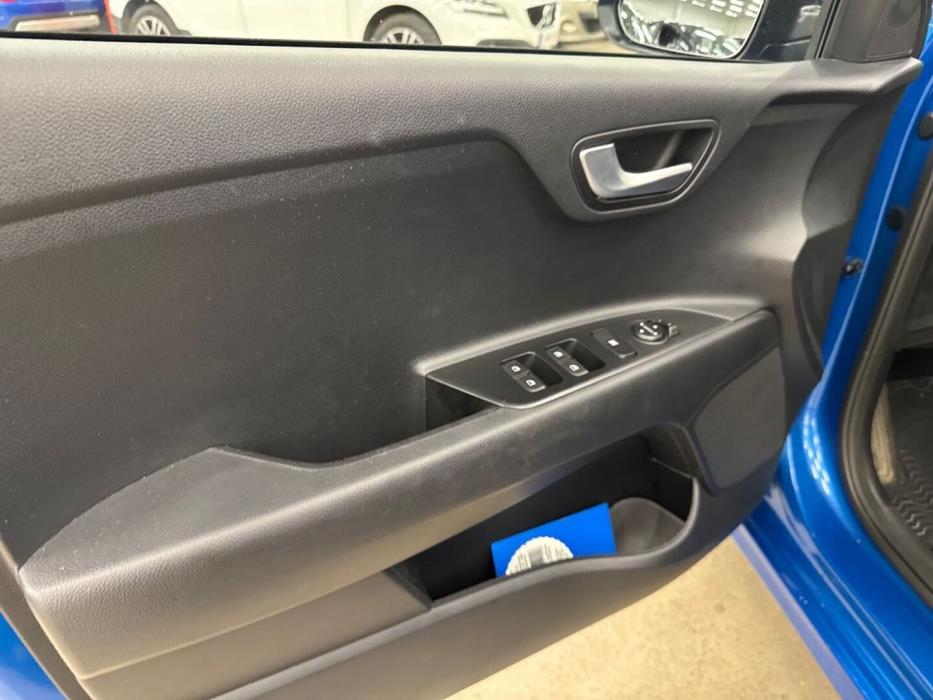 KIA Rio 2021