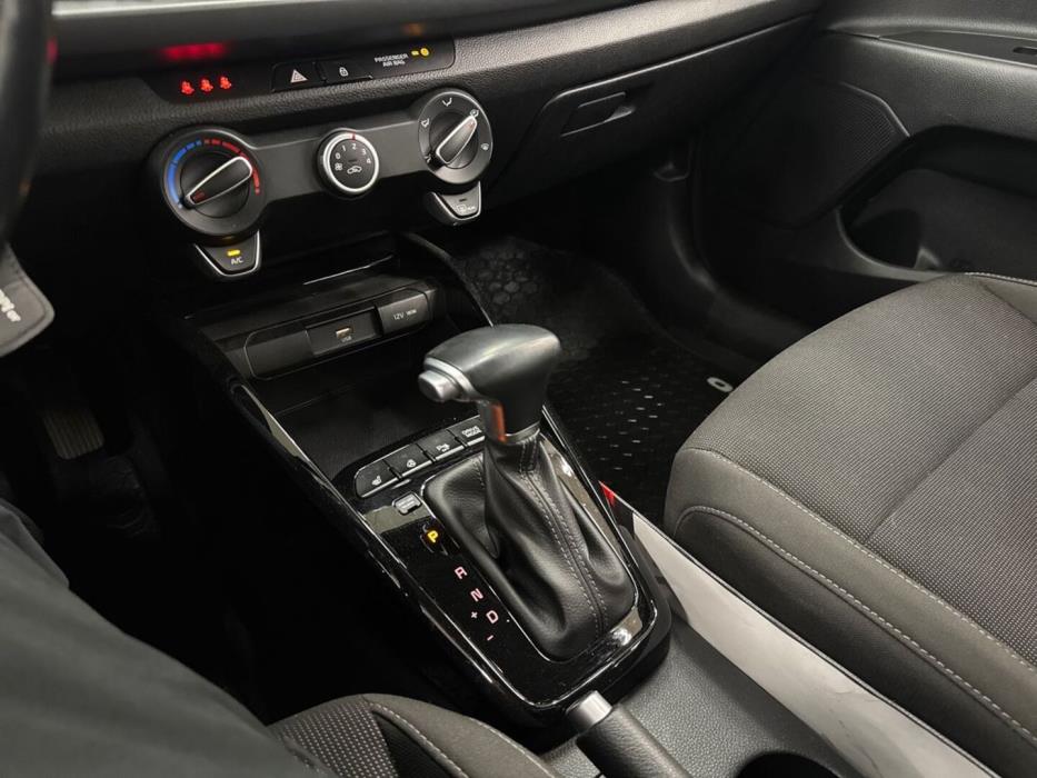 KIA Rio 2021