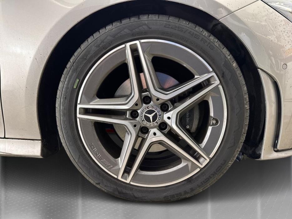 MERCEDES-BENZ CLA 2020