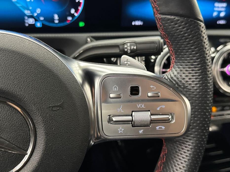 MERCEDES-BENZ CLA 2020