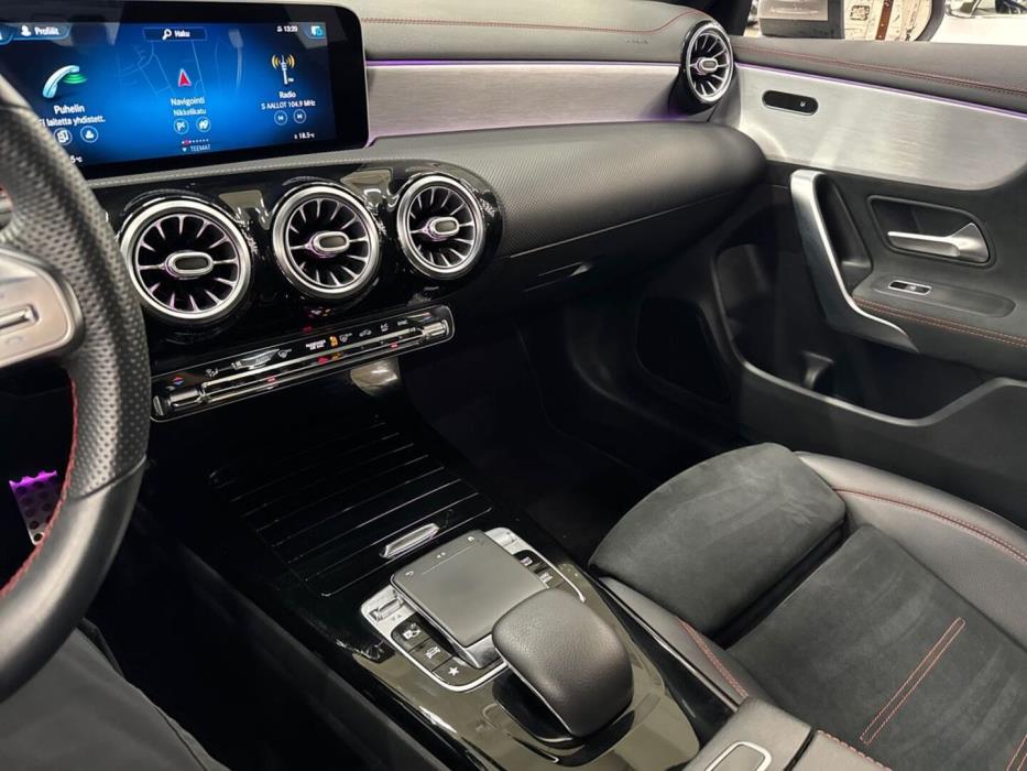 MERCEDES-BENZ CLA 2020
