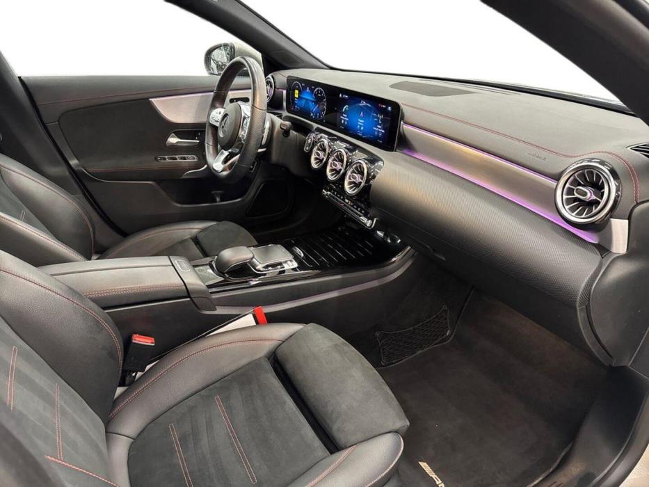 MERCEDES-BENZ CLA 2020