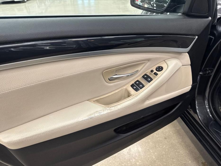BMW 530 2015